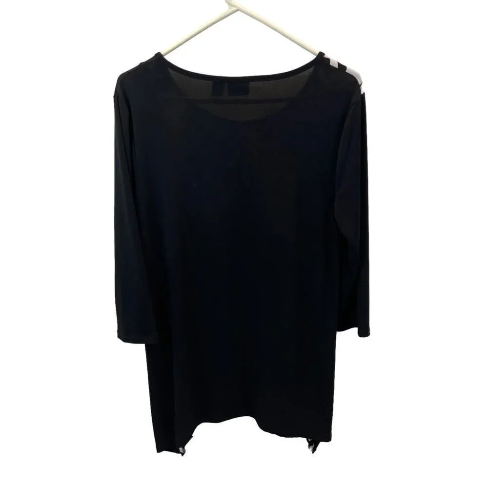 Chico’s‎ Traveler Brand Abstract 3/4 Sleeve Black and White Blouse Chicos Size 1